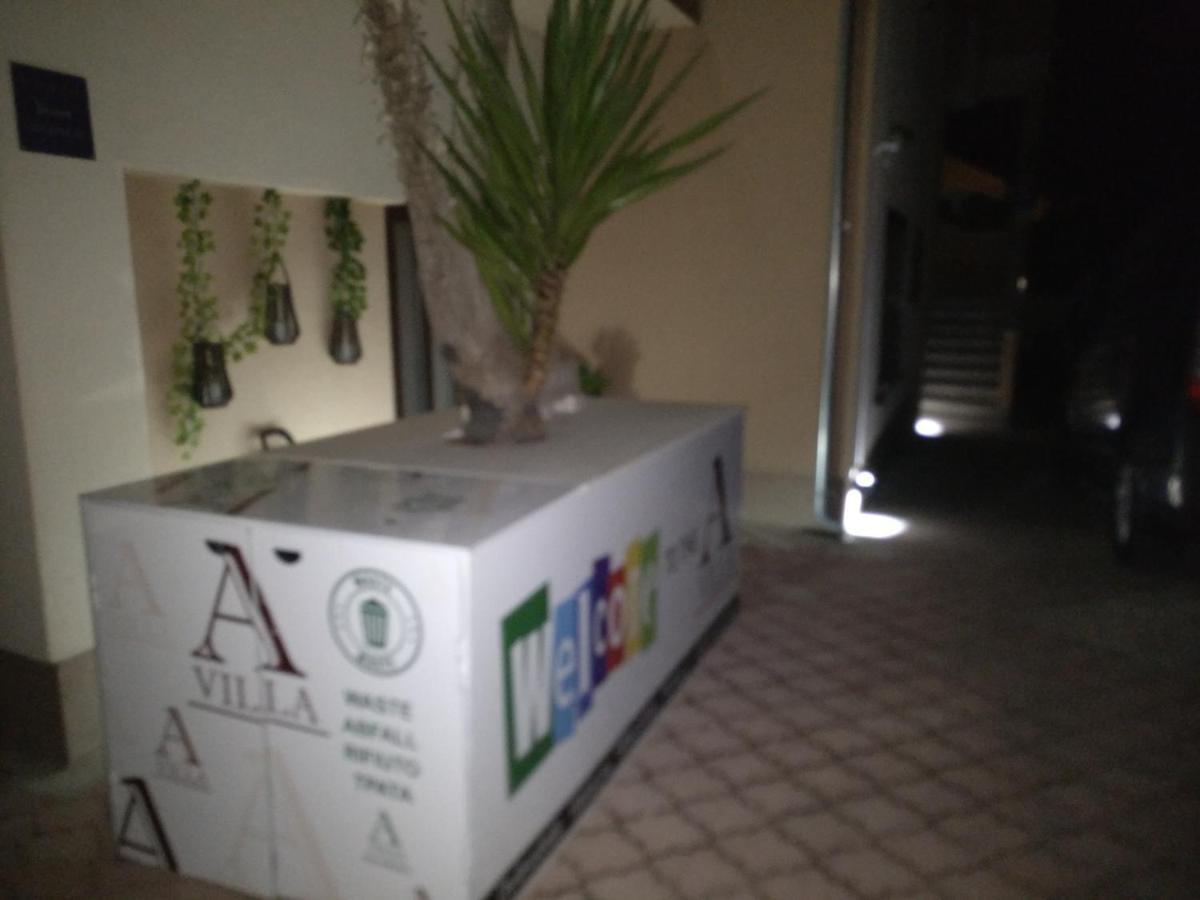 Apartments Villa A - Heating Pool โตรกีร์ ภายนอก รูปภาพ